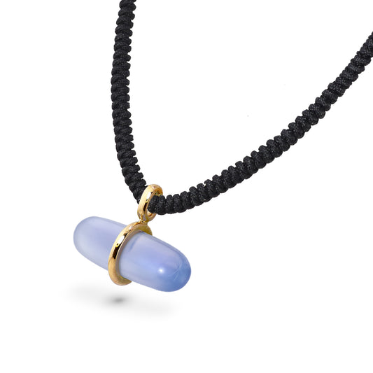 AURUM SKY AGATE MACRAMÉ NECKLACE